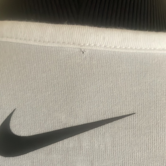 Nike tank top.  White size large. - Picture 3 of 5